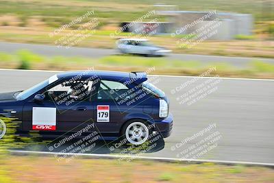 media/May-04-2024-Team Topak Racing (Sat) [[1dff1aa745]]/Inter Low 2/Session 2/